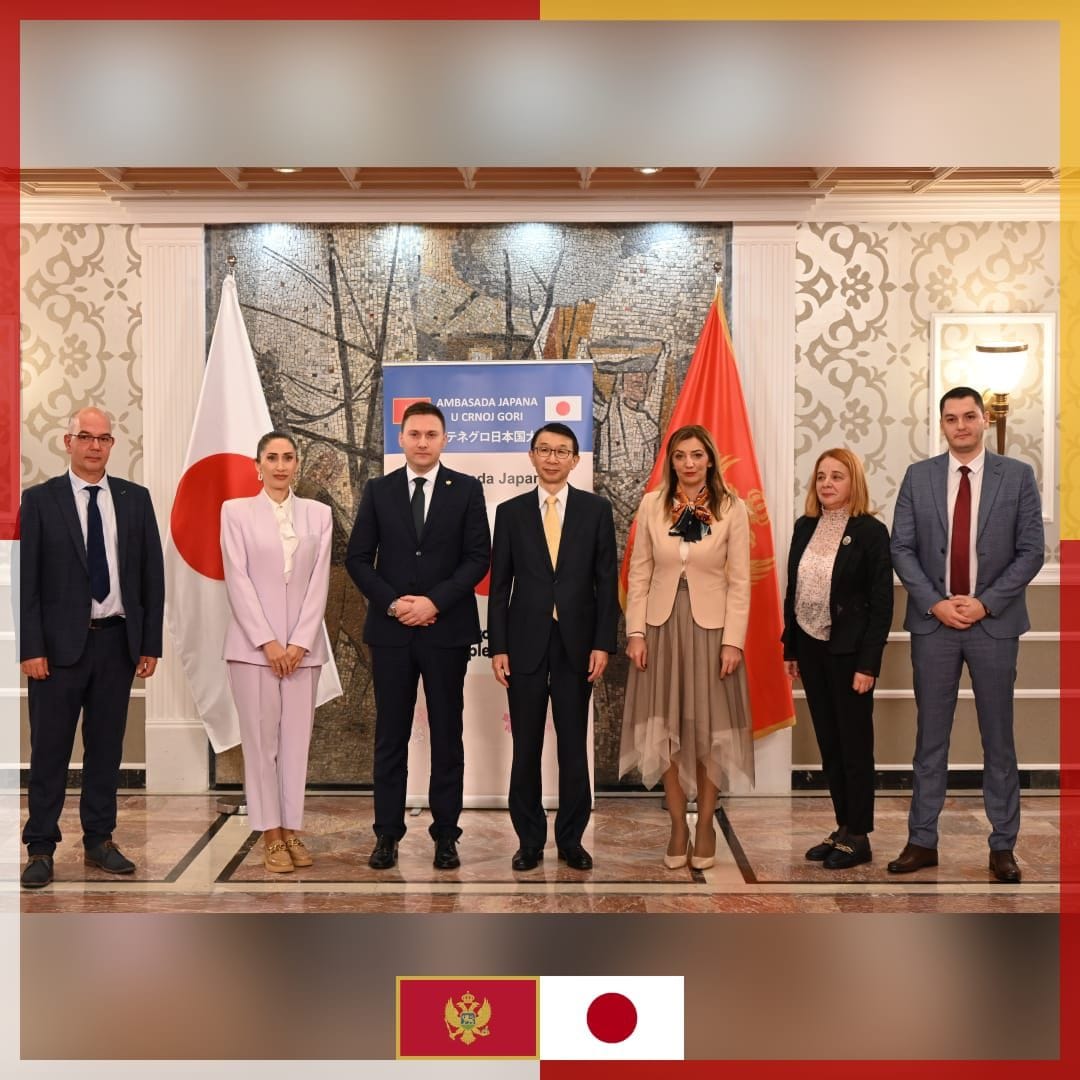 Ceremonija Potpisivanja Donatorskih Ugovora Od Strane Ambasade Japana U