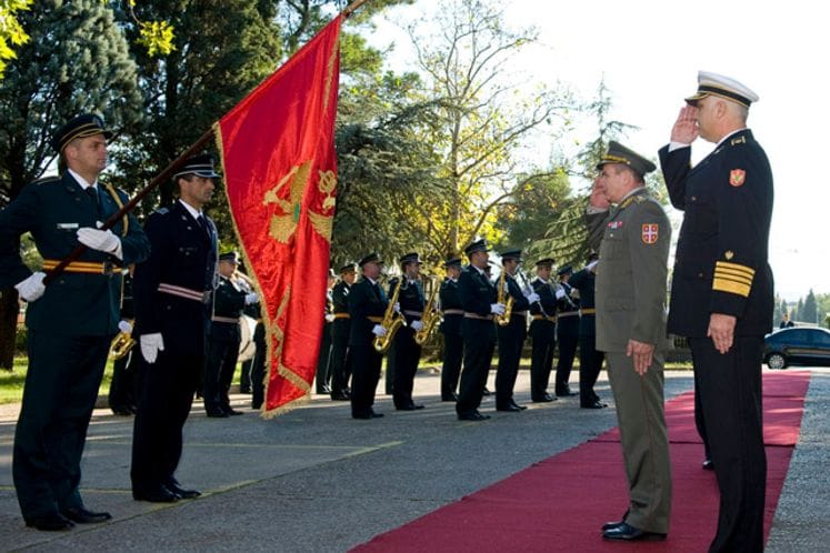 Novinarska pitanja na konferenciji za medije povodom posjete načelnika Generalštaba Vojske Srbije general-potpukovnika Miloja Miletića