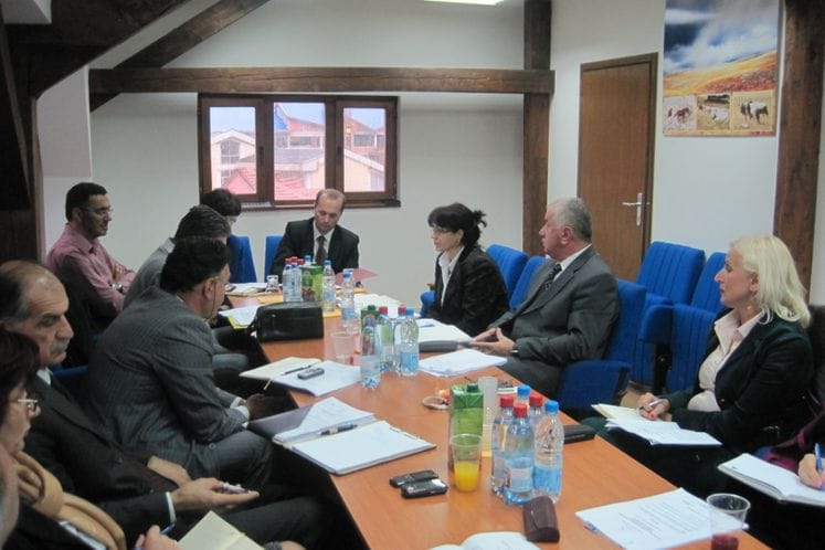 SAOPŠTENJE Ministar rada i socijalnog staranja dr Suad Numanović održao sastanak sa direktorima Cenatara za socijalni rad i Ustanova socijalne i dječje zaštite