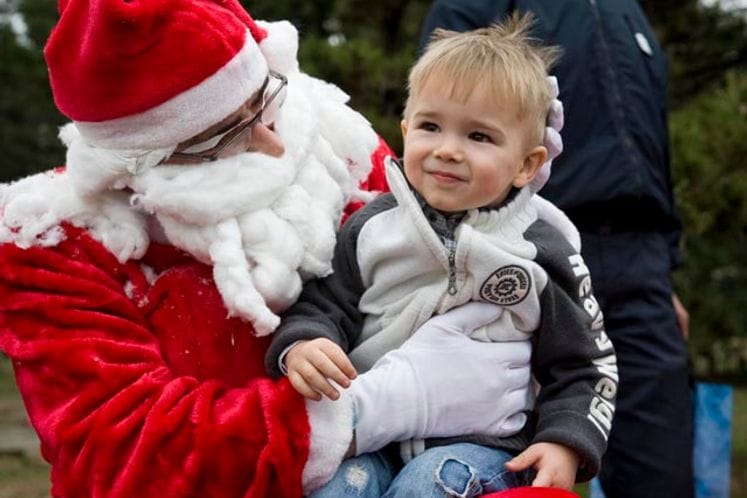 Uručeni novogodišnji pokloni za djecu pripadnika VCG upućenih u mirovne misije