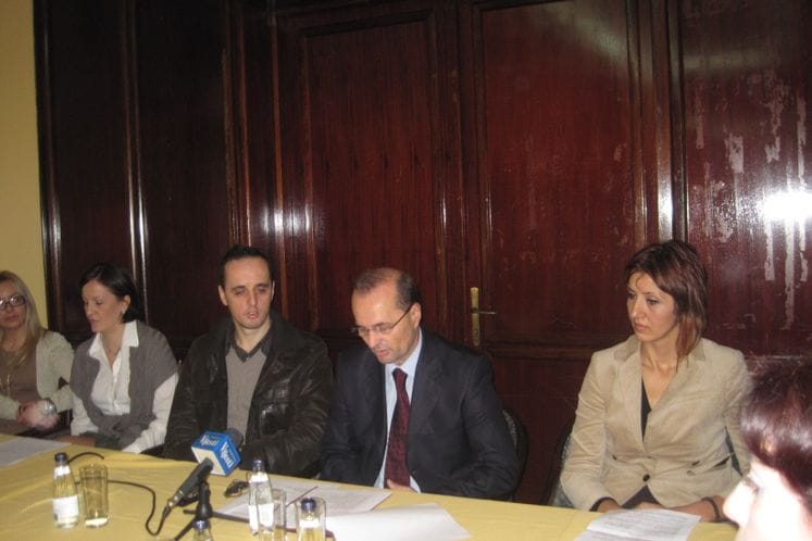 Ministar rada i socijalnog staranja dr Suad Numanović učestvovao na okruglom stolu “Položaj osoba sa invaliditetom u Crnoj Gori”