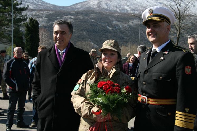 FOTO PRIČA: Svečani ispraćaj prvog kontigenta Vojske Crne Gore za ISAF misiju u Avganistan