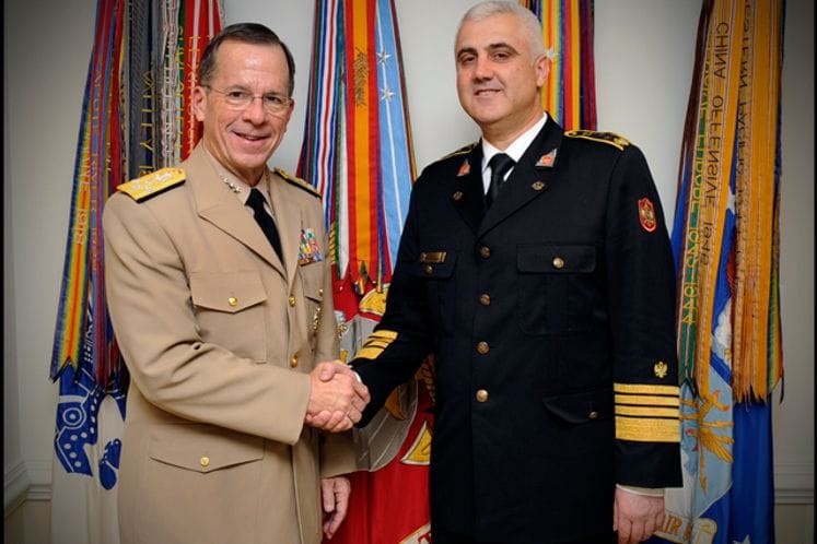 Načelnik Generalštaba Vojske Crne Gore viceadmiral Dragan Samardžić se sastao sa načelnikom Združenog Generalštaba OS SAD admiralom Majklom Mulenom i komandantom Nacionalne garde generalom Kregom Mekinlijem
