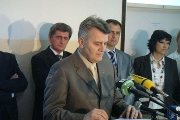 Ministar zdravlja doc. dr Miodrag Radunović pustio u rad novi mamograf u Domu zdravlja ,,Dimitrije - Dika Marenić” u Danilovgradu