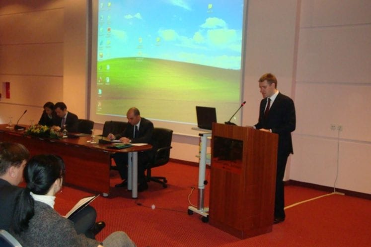 Deputy Prime Minister and Finance Minister , Mr. Igor Lukšić, PhD ., held internal meeting with the representatives of institutions under the supervision of the Ministry of Finance