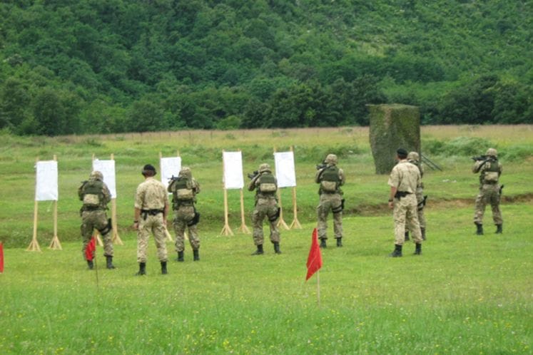 U kasarni „Milovan Šaranović“ u Danilovgradu realizovana pokazna vježba pripadnika brigade Kopnene vojske