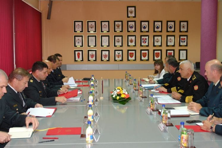 Načelnik Generalštaba Vojske Crne Gore viceadmiral Dragan Samardžić, primio je u zvaničnu posjetu načelnika Generalštaba Vojske Slovenije mr Alojza Šteinera