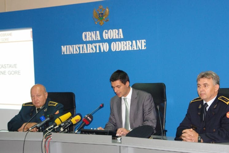 Prezentacija novih zastava i oznaka Vojske Crne Gore i jedinica Vojske Crne Gore