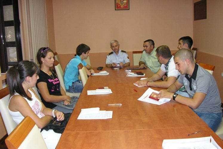 Na školovanje na Vojnoj akademiji "General Mihailo Apostolski" u Skoplju upućeno šest kadeta