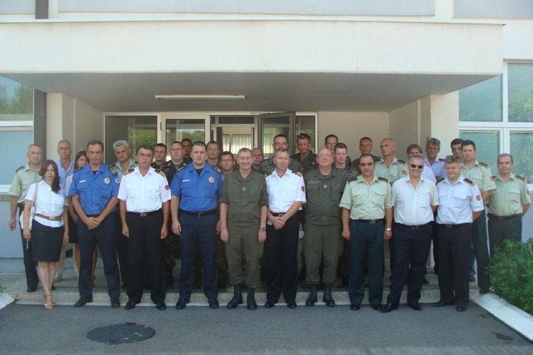 SAOPŠTENJE: Sastanak delegacija Crne Gore i KFOR-a o tranzitnim aranžmanima za podršku mirovnim operacijama