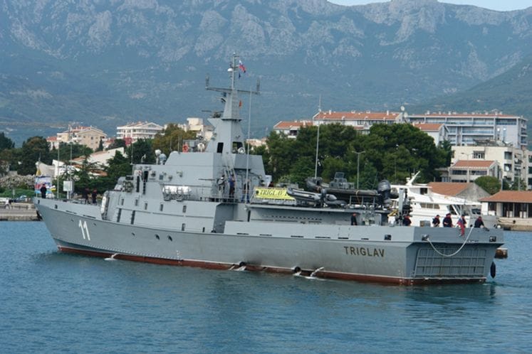 Patrolni brod ,,Triglav“ u posjeti Mornarici VCG