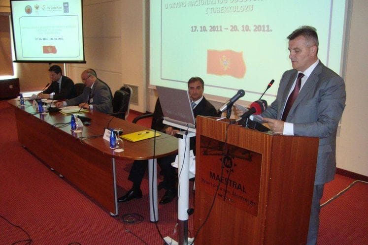 Govor ministra zdravlja doc.dr Miodraga Radunovića povodom otvaranja godišnjeg sastanka Nacionalne komisije za AIDS i Nacionalnog koordinirajućeg tijela