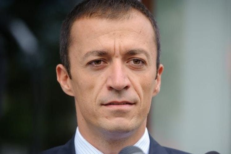 "Izazovi 2012-e" - autorski tekst ministra finansija, dr Milorada Katnića