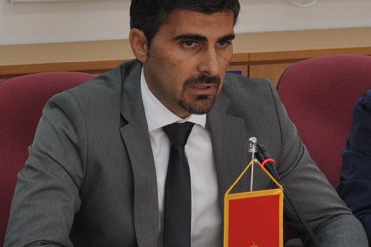 Pomoćnik ministra ekonomije za industriju i preduzetništvo Dragan Kujović na bilateralnom sastanku o primjeni principa Akta o malim preduzećima u zemljama zapadnog Balkana i Turske između predstavnika Evropske komisije, Evropske fondacije za obuku, Organi