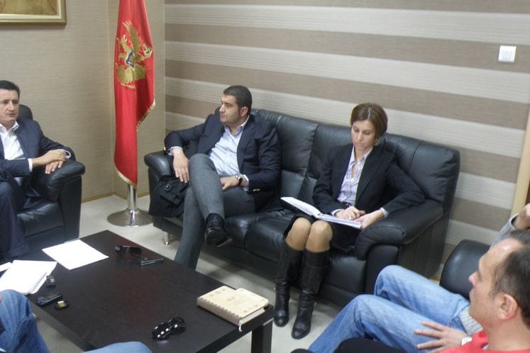 Saopštenje: Radiće se na pitanjima otvorenim Zakonom o ograničavanju upotrebe duvanskih proizvoda