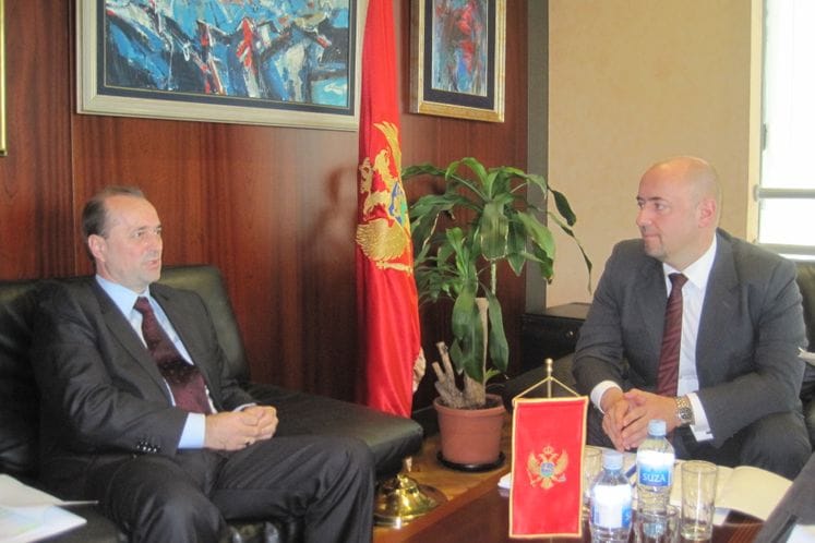 Susret Numanović – Perks