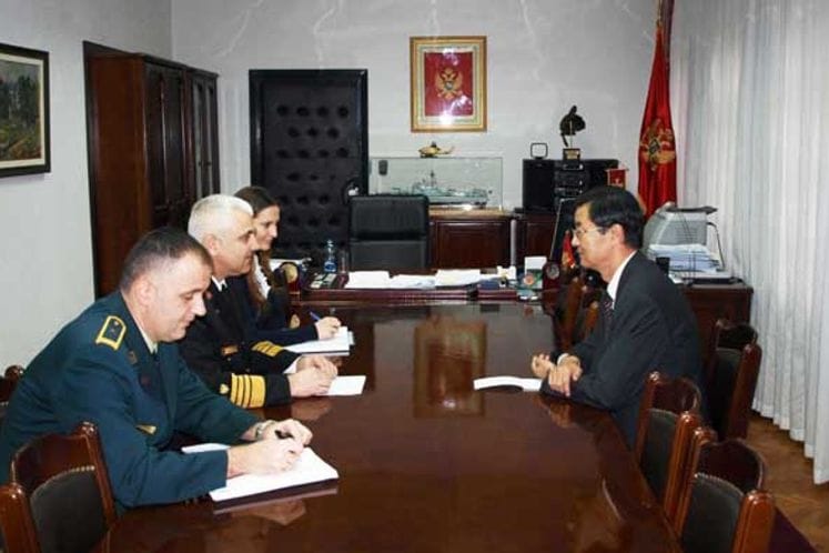 Viceadmiral Samardžić sa ambasadorom NR Kine u Crnoj Gori Ži Žaolinom
