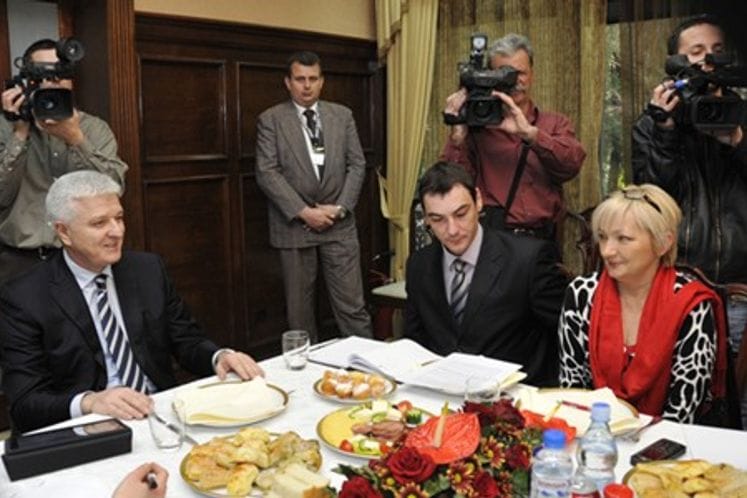 Potpredsjednik Vlade i ministar pravde Duško Marković razgovarao sa predstavnicima medija