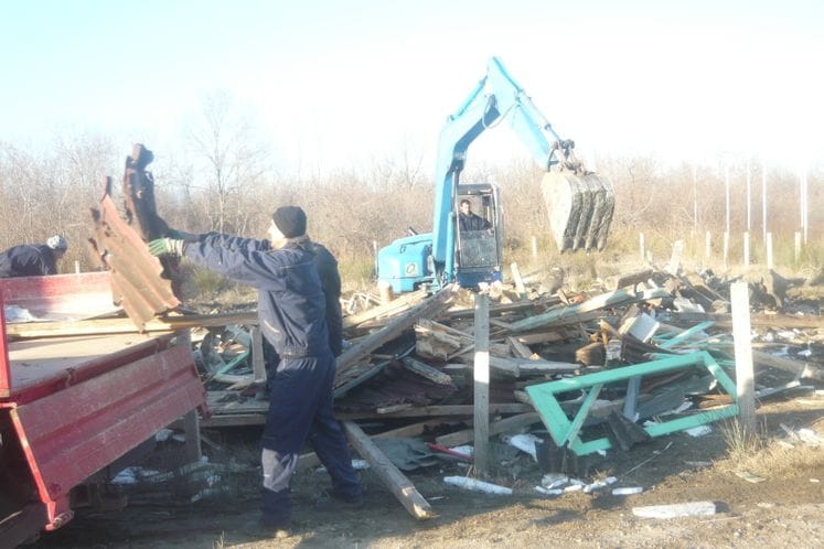 Saopštenje: Ukloniće se 28 objekata sa Ade Bojane