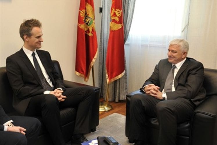 Saopštenje: Potpredsjednik Vlade i ministar pravde Duško Marković razgovarao sa direktorom regionalne kancelarije Fondacije Konrad Adenaurer Henrijem Bonetom