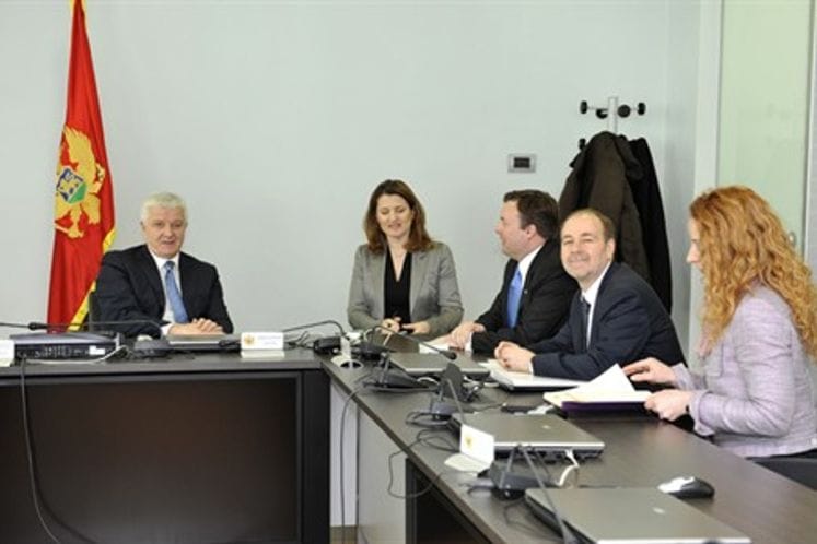 Saopštenje: Potpredsednik Vlade i ministar pravde Duško Marković sastao se sa Remzi Dejom, direktorom kancelarije Američke agencije za međunarodni razvoj u Crnoj Gori