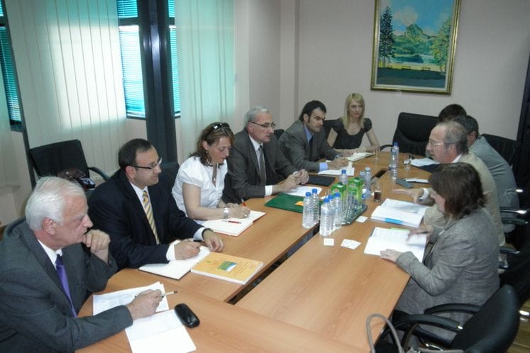 Saopštenje: Ministar poljoprivrede i ruralnog razvoja, Tarzan Milošević, sa saradnicima, primio delegaciju EU Generalnog Direktorata za poljoprivredu i ruralni razvoj, koju je predvodio Džon Klark, direktor za međunarodne odnose