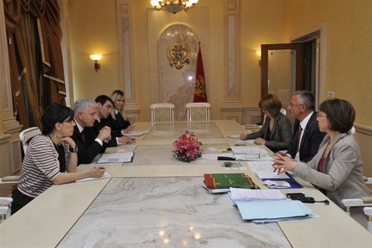 Potpredsjednik Vlade i ministar pravde Duško Marković razgovarao danas na vili „Gorica“ sa izvjestiocem Parlamentarne skupštine Savjeta Evrope Serhijem Holovatijem