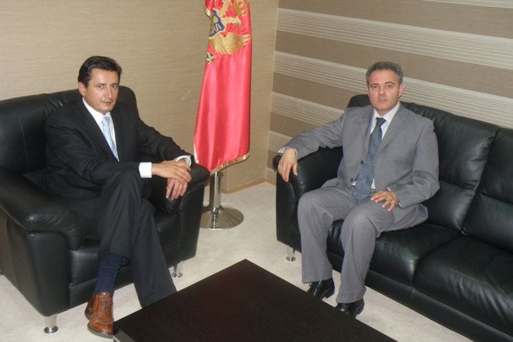 Saopštenje: Ministar Sekulić razgovarao sa ambasadorom Lutovcem