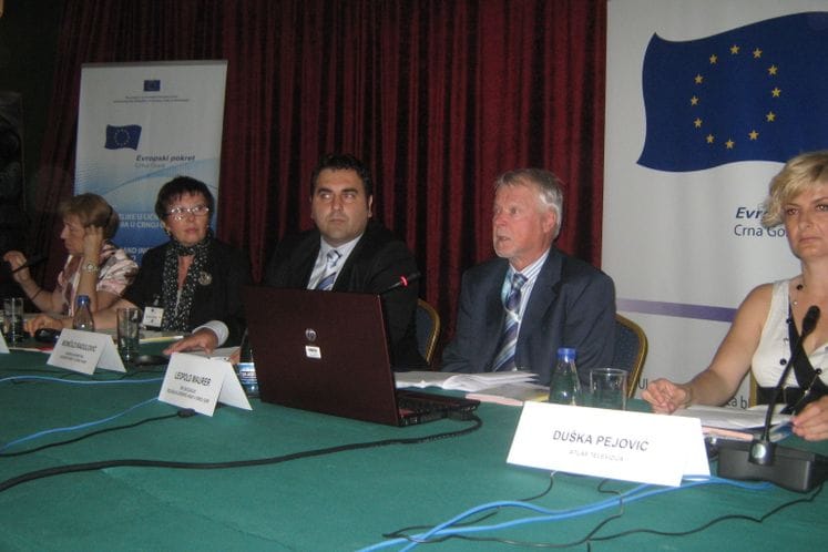 Obraćanje šefice Kancealrije za saradnju sa NVO Danke Latković na završnoj konferenciji projekta Evropskog pokreta u CG „Rodne razlike u ličnim prihodima i primanjima“