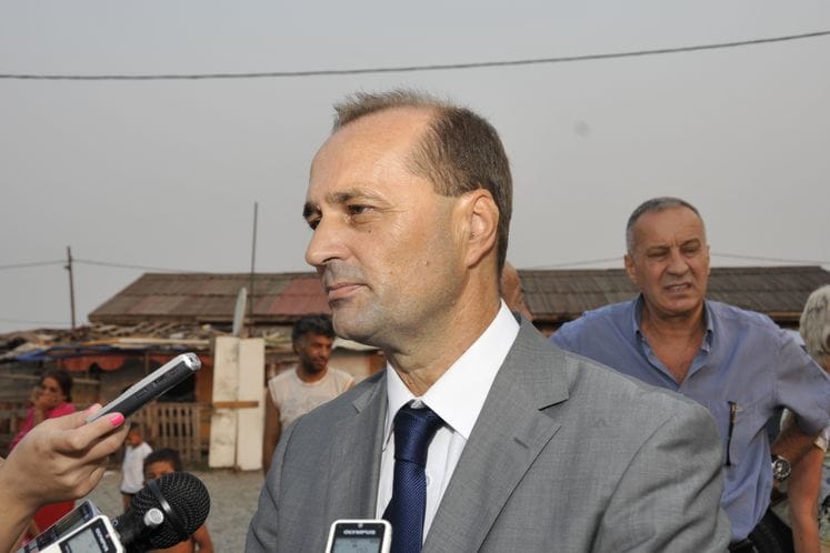 Pitanja novinara i odgovori ministra rada i socijalnog staranja Suada Numanovića povodom odlaska raseljenih lica sa Konika na Kosovo