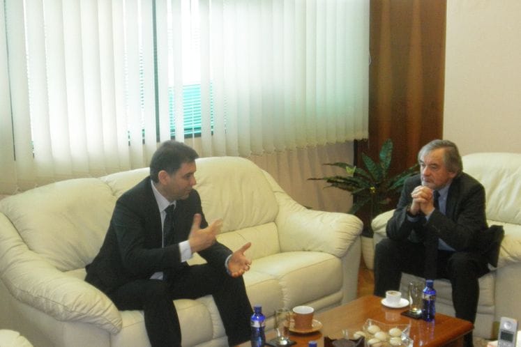 Saopštenje: Sastanak ministra poljoprivrede i ruralnog razvoja prof. dr Petar Ivanović sa Nj.E. Ambasadorom Slovenije, Vladimirom Gasparičem.