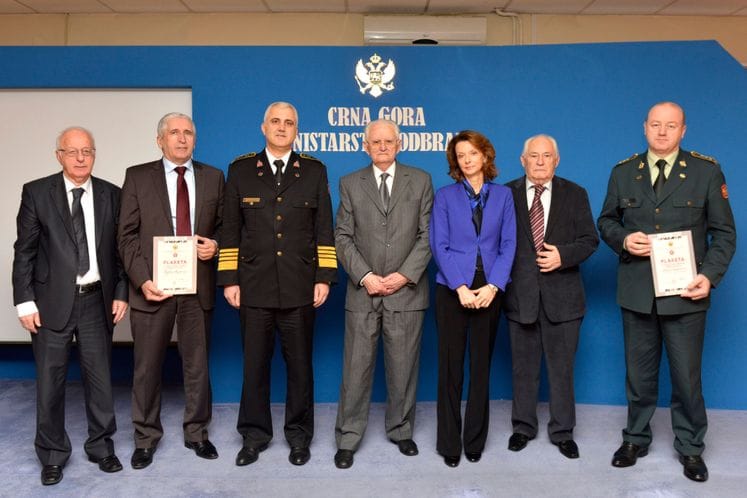 Uručeno priznanje SUBNOR-a i antifašista Crne Gore Ministarstvu odbrane