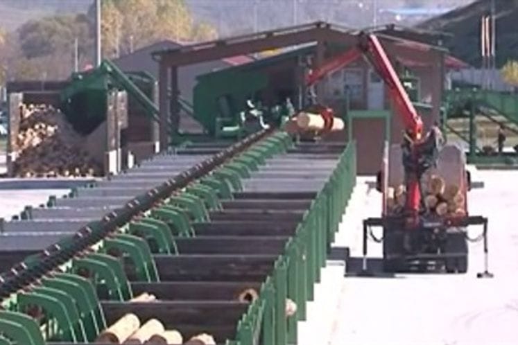 Saopštenje: Ministar Ivanović - Pokrenuta glavna linija proizvodnje u kompaniji "Vektra Jakić"