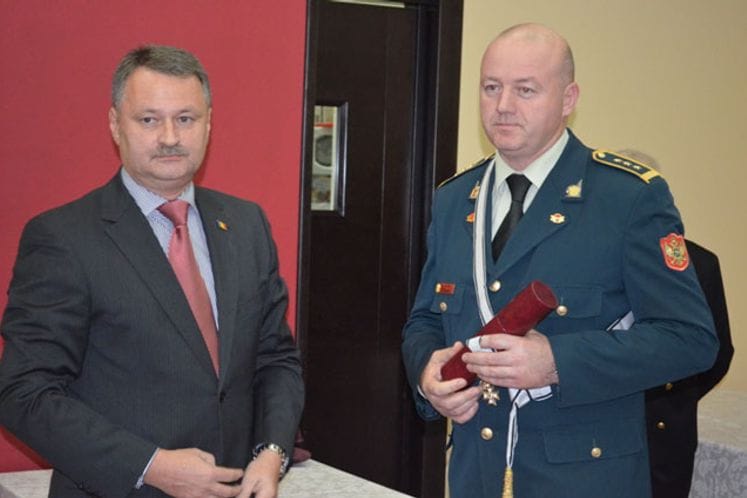 Vojsci Crne Gore dodijeljen Nacionalni orden "Za zaslugu"