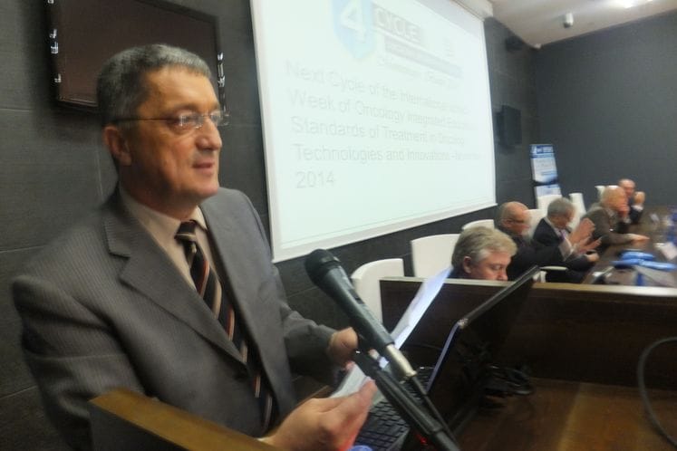 Sekretar Zoran Kostić otvorio Četvrtu međunarodnu nedjelju onkologa u Budvi