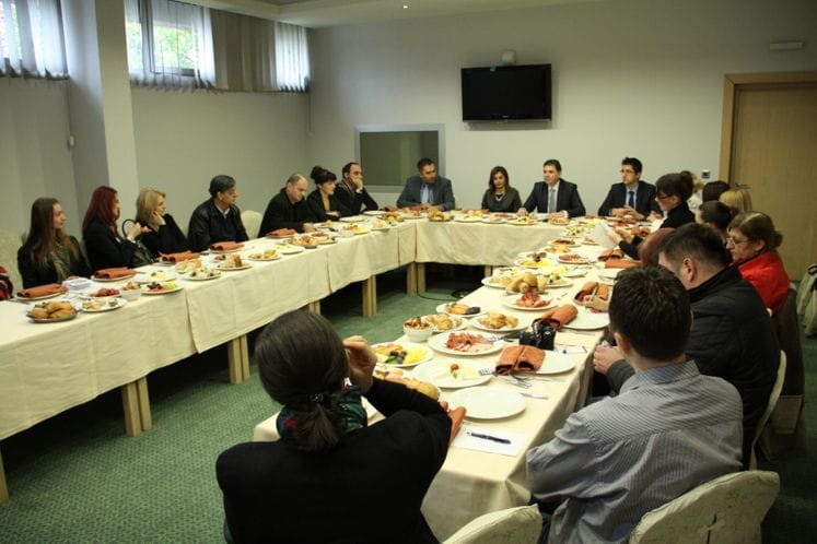 Saopštenje: Urednici medija sa ministrom Ivanovićem