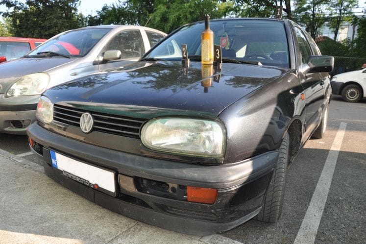 Osumnjičen za podmetanje eksplozivne naprave na vozilo policijskog službenika