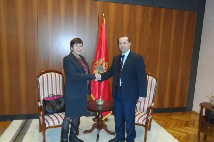 Ministar za ljudska i manjinska prava dr Suad Numanović sastao se sa ambasadorkom Republike Francuske g-đom Dominik Gazui