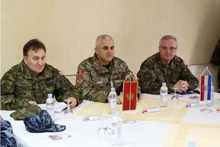 Načelnik Generalštaba VCG obišao VII kontingent na obuci u Hrvatskoj