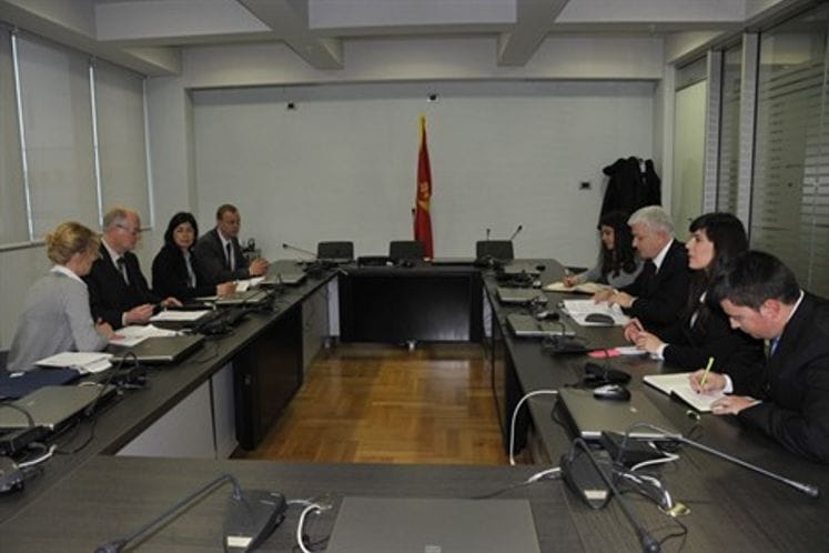 Susret potpredsjednika Vlade i ministra pravde Duška Markovića sa ambasadorom Gertom Hinrihom Arensom, šefom Ograničene posmatračke misije OEBS/ODIHR