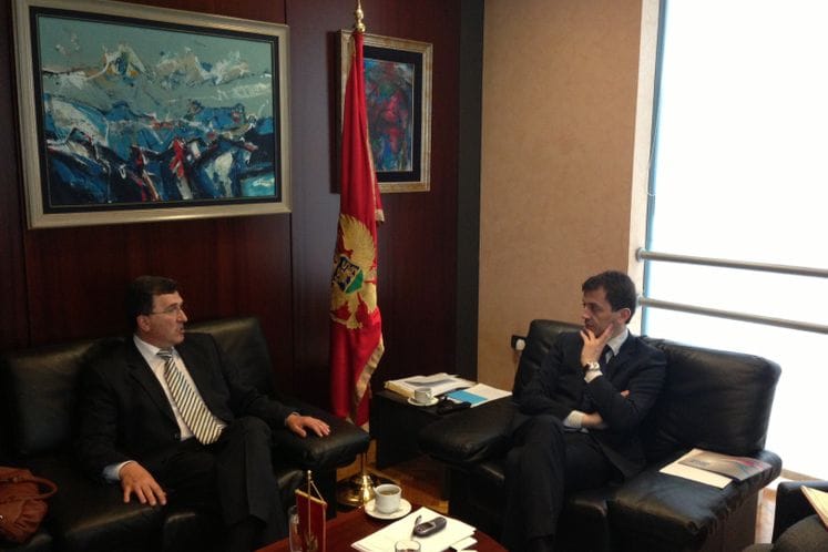 Ministar rada i socijalnog staranja mr Predrag Bošković razgovarao sa ambasadorom Bosne i Hercegovine Izmirom Talićem