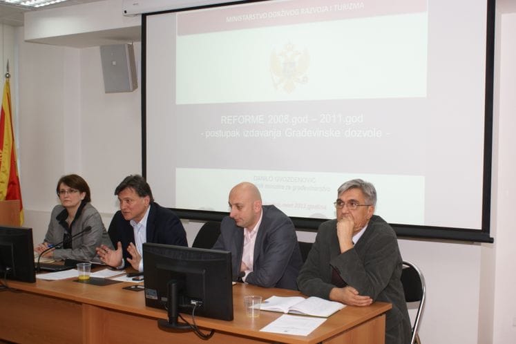 Saopštenje: Održan okrugli sto na temu „Implementacija Zakona o uređenju prostora i izgradnji objekata – izmjene i dopune“