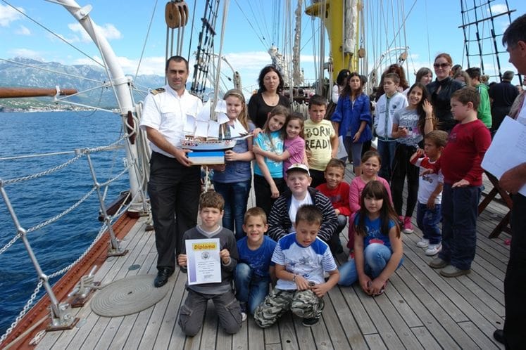 Krstarenje š/b Jadran