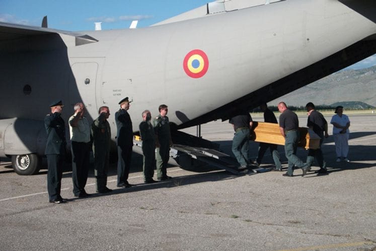 Pripadnici VCG prisustvovali ispraćaju posmrtnih ostataka rumunskih državljana