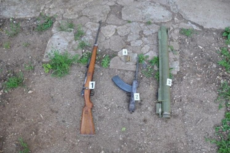 Oduzeti ručni bacač i puška