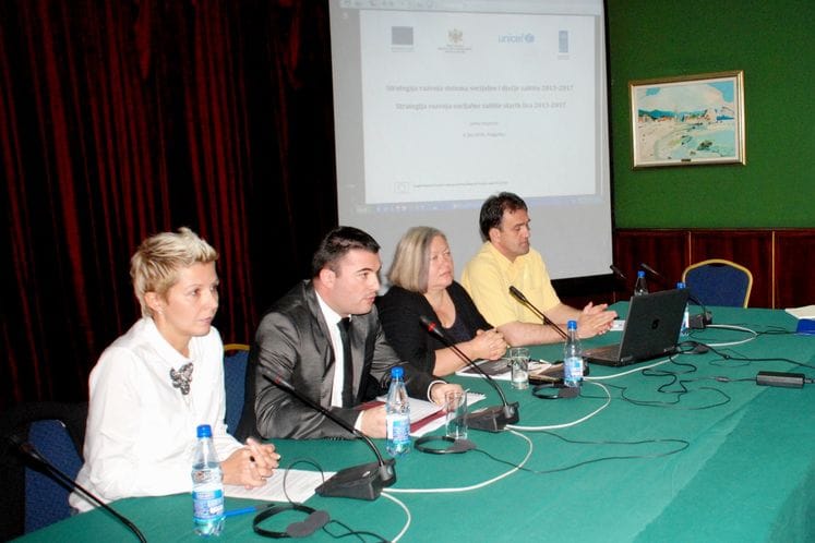 JAVNA RASPRAVA: Strategija razvoja sistema socijalne i dječije zaštite 2013-2017 i Strategija razvoja socijalne zaštite starih lica 2013-2017