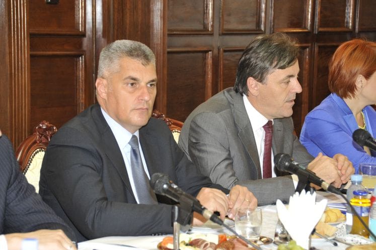 Održan radni doručak sa predstavnicima medija povodom donošenja Odluke o izboru izvođača za realizaciju prioritetne dionice kapitalnog projekta autoputa Bar-Boljare