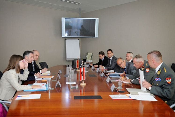 Bilateralne konsultacije ministarstava odbrane Crne Gore i Republike Austrije