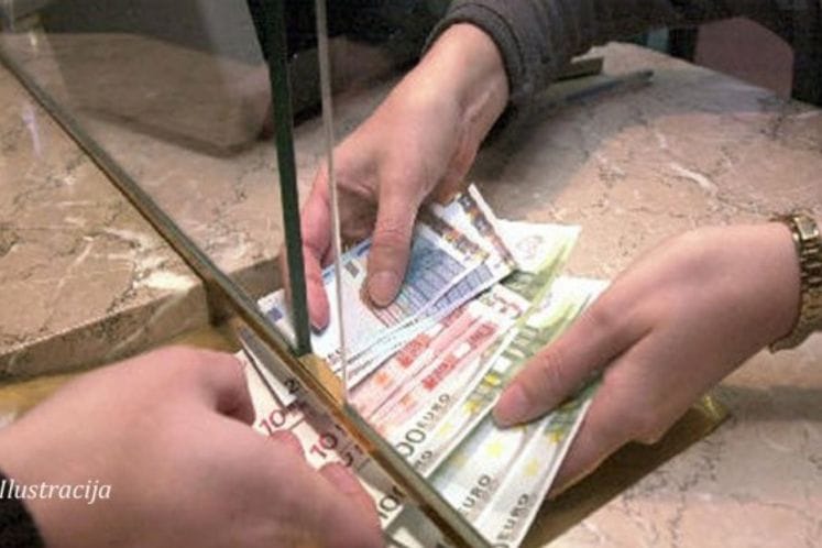 Osumnjičena da je zloupotrebom prisvojila više od 10.000 eura