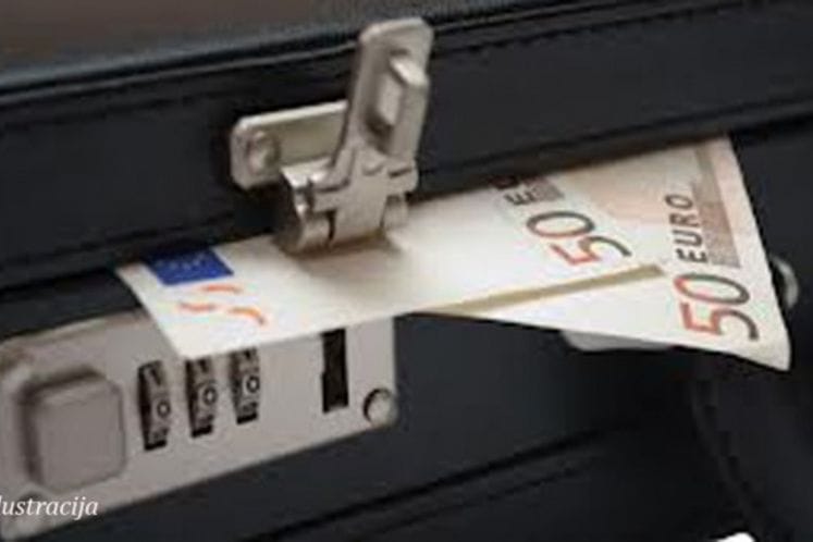 VIDEO / Policijska akcija „Maja“: Dva lica osumnjičena za pranje novca u iznosu od oko 1.287.000 eura